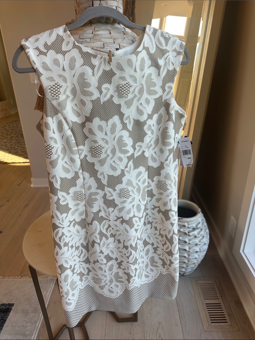 Sandra Darren Cream and White Floral Midi Dress